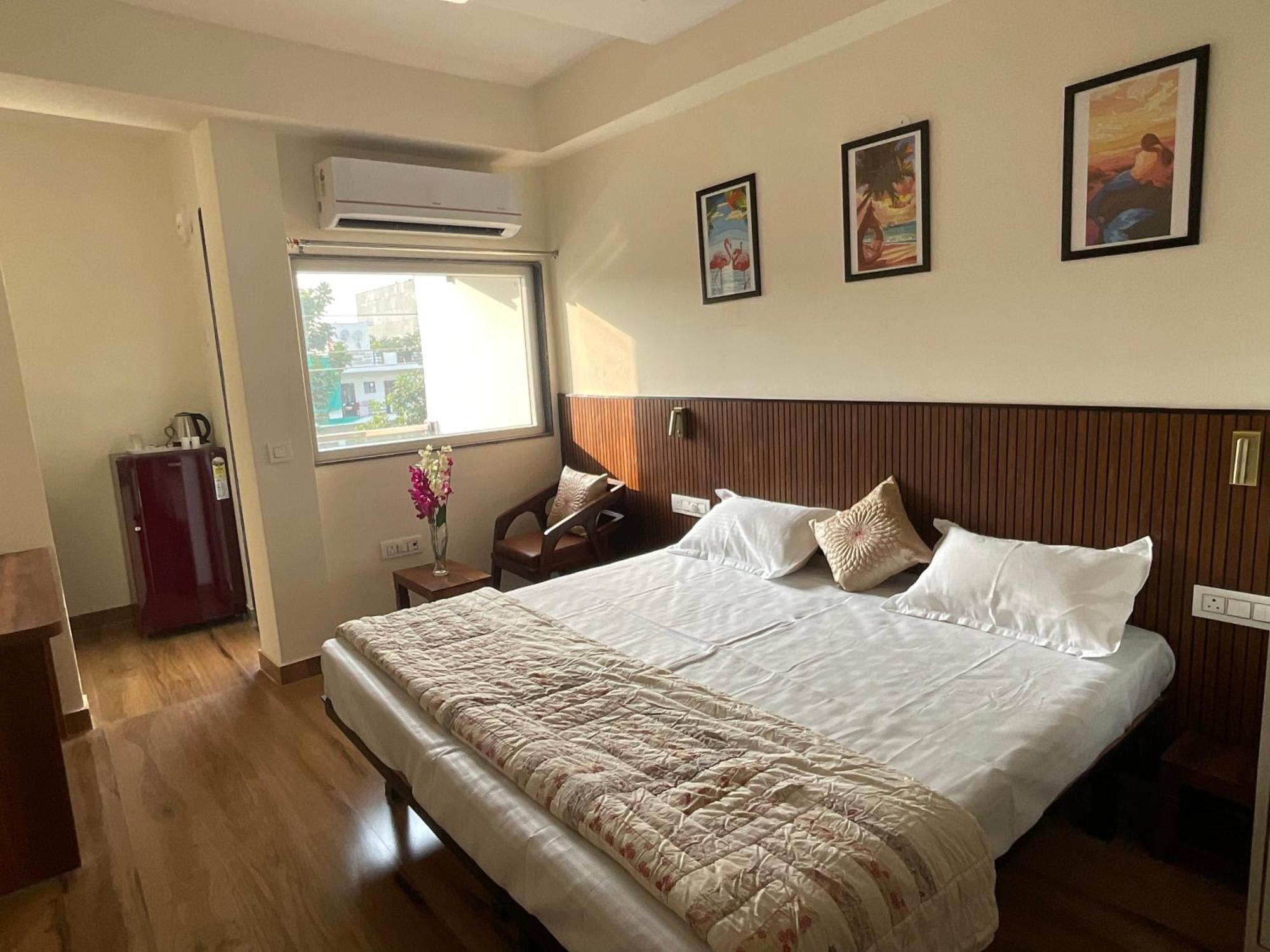 Downtown Studios Gurgaon Dış mekan fotoğraf