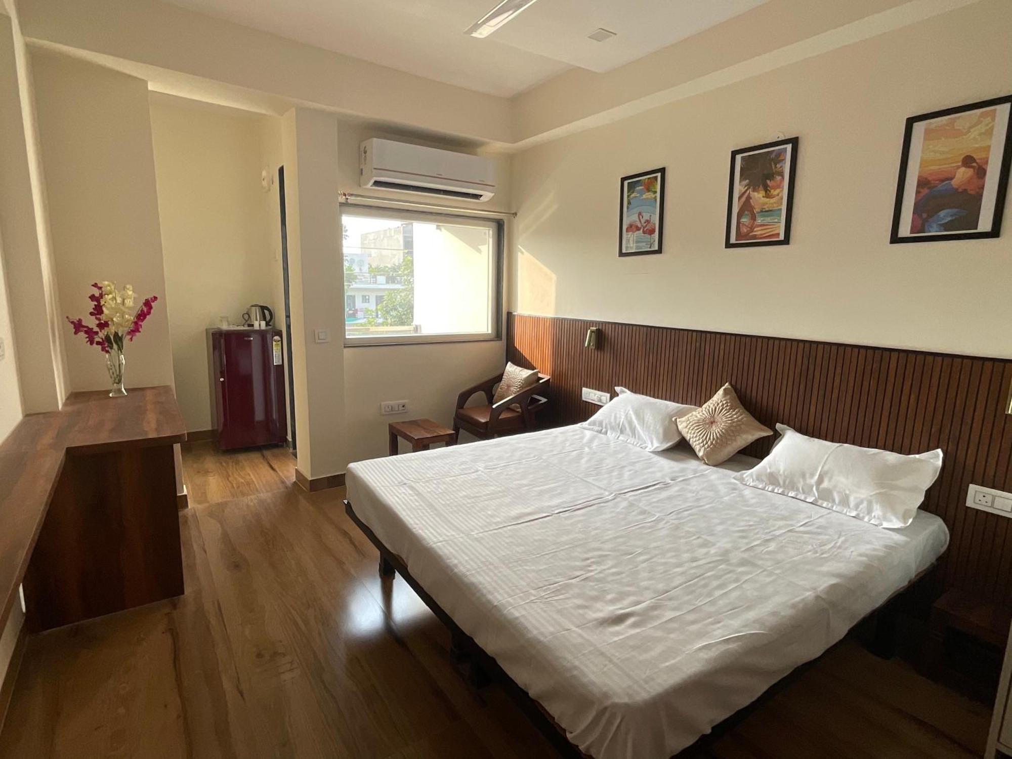Downtown Studios Gurgaon Dış mekan fotoğraf