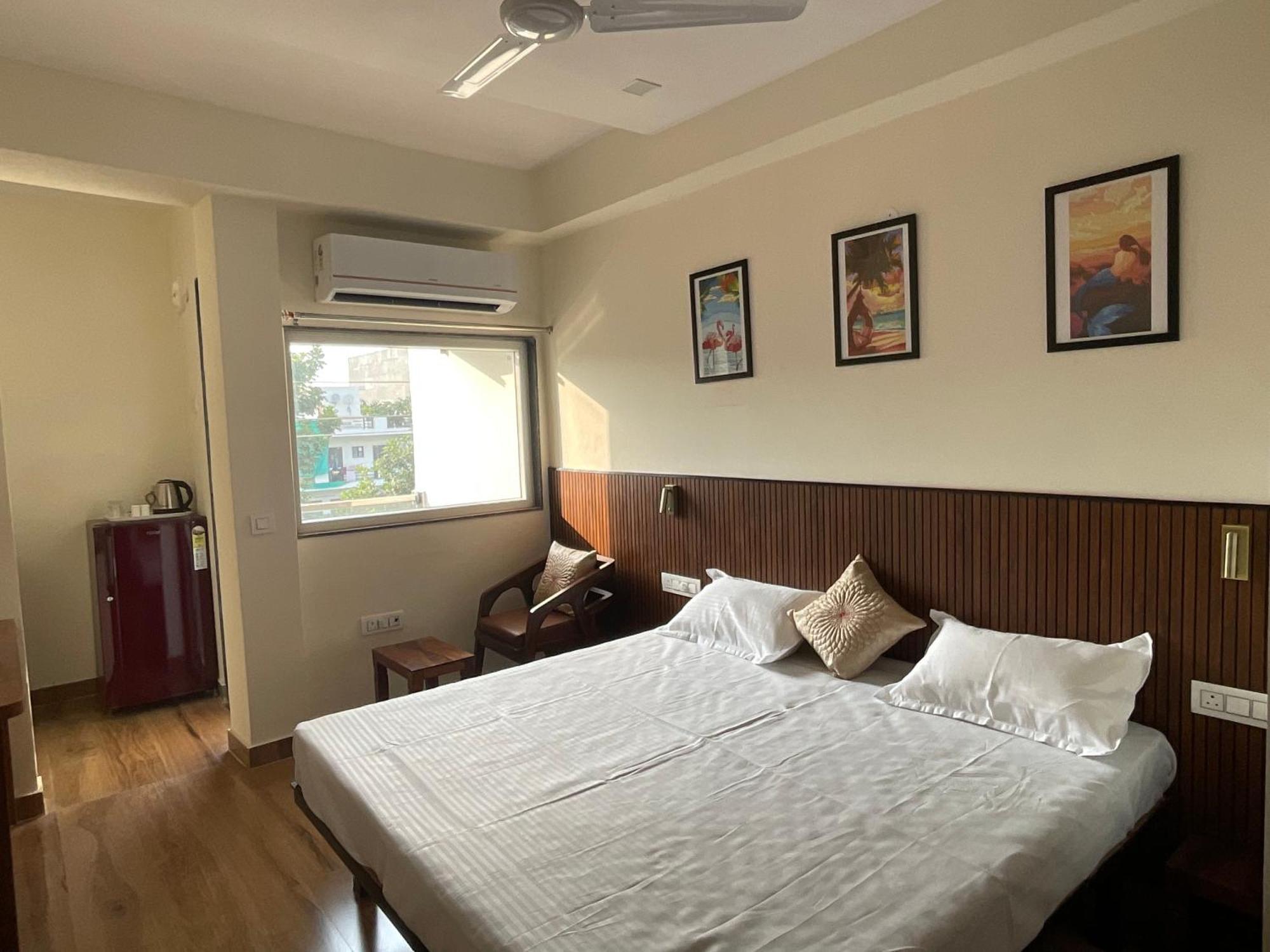 Downtown Studios Gurgaon Dış mekan fotoğraf